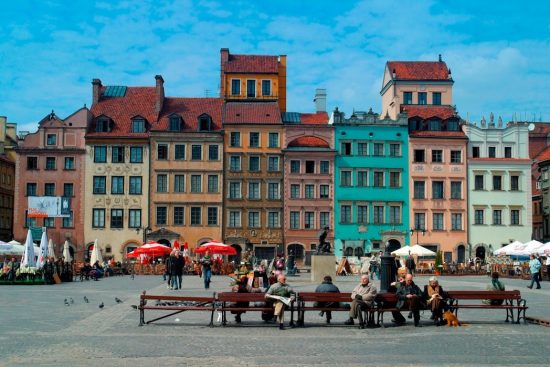 Πολωνία: Κλιμακώνεται το σκάνδαλο με τις βίζες