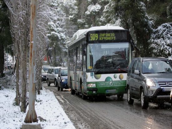 ΟΑΣΑ: Tροποποιήσεις στα δρομολόγια των λεωφορείων λόγω της έντονης χιονόπτωσης