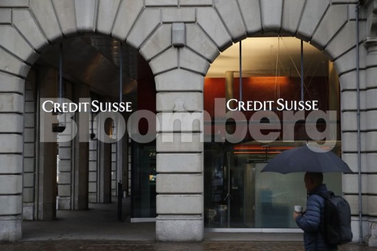 S&P: Υποβάθμισε το outlook της Credit Suisse λόγω της Archegos – Ζημιές 10 δισ. στις τράπεζες