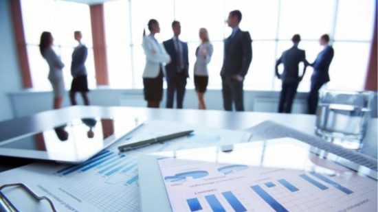 ΗΠΑ: Οι αιτήσεις για επιδόματα ανεργίας αυξήθηκαν περισσότερο από το αναμενόμενο