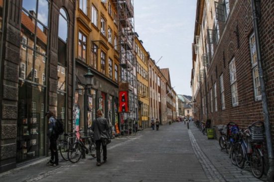 Σε σταυροδρόμι το τραπεζικό σύστημα της Δανίας λόγω αρνητικών επιτοκίων