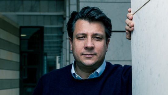 Δερμιτζάκης: «Η Ελλάδα δεν πάει καλά όσον αφορά την πανδημία γιατί είναι όλα κλειστά» (vid)