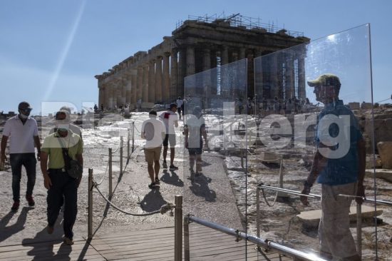 Bloomberg για ελληνικό ομόλογο: «Η Ελλάδα επιστρέφει στο παιχνίδι»