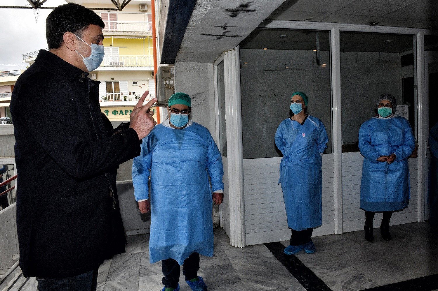 Προς επιστράτευση οι ιδιώτες γιατροί – Έληξε το τελεσίγραφο Κικίλια