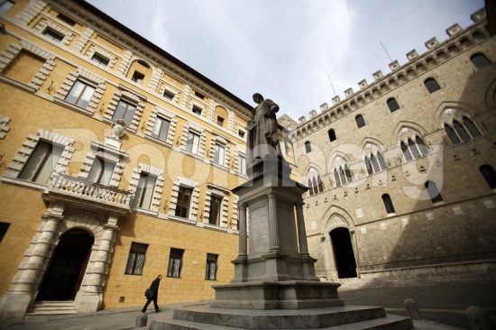 Monte Paschi: «Μάχη στο Κολοσσαίο» η πώληση της παλαιότερης τράπεζας του κόσμου