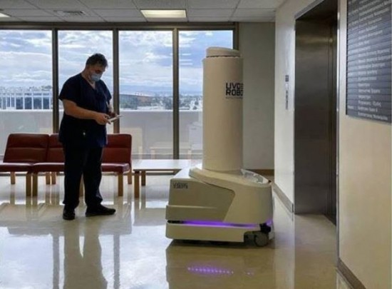 Κορωνοϊός: Έφτασε στην Ελλάδα το πρώτο ευρωπαϊκό ρομπότ απολύμανσης