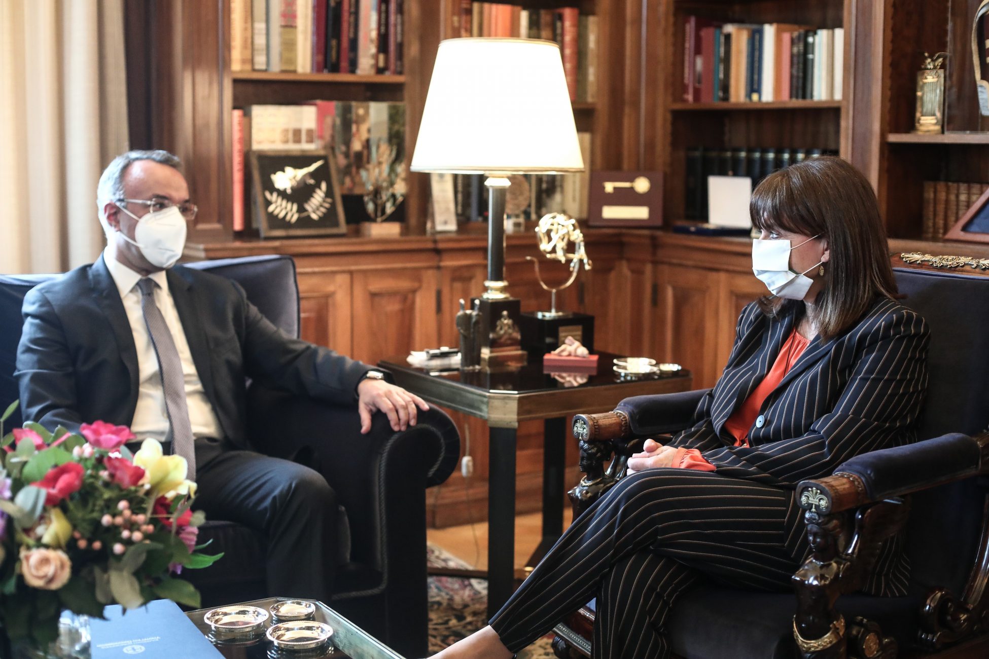 Σταϊκούρας: «Η ελληνική οικονομία αντέχει, παρά τους ισχυρούς κλυδωνισμούς»