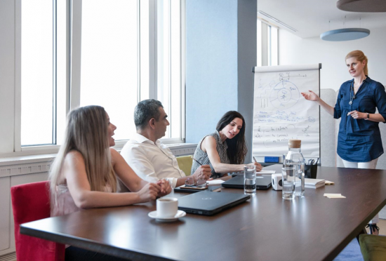 Interamerican: Διαδικτυακή εκδήλωση με θέμα τις γυναίκες σε θέσεις ευθύνης