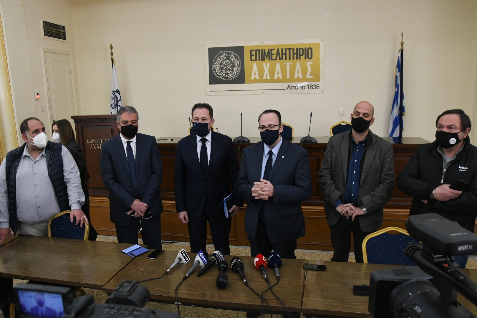 Πέτσας από Πάτρα: Δύο επιλογές για τη στήριξη των επιχειρήσεων της Αχαΐας