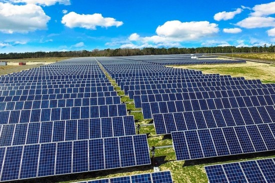 Magna Energia: Πήρε «πράσινο» για mega φωτοβολταικό ισχύος 311,43 MW