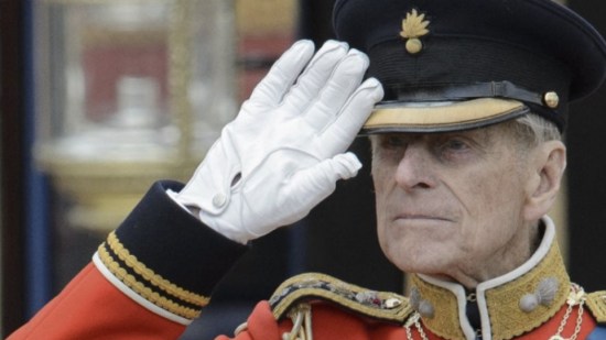 BBC: Κατηγορείται για… υπερβολική κάλυψη του θανάτου του πρίγκιπα Φίλιππου