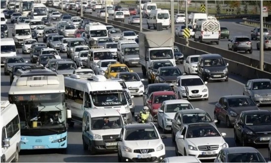 Τουρκία: H υποτίμηση στην τουρκική λίρα έφερε εκτόξευση στις πωλήσεις αυτοκινήτων