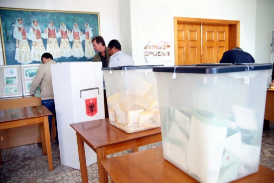 Εκλογές σε κλίμα έντασης στην Αλβανία