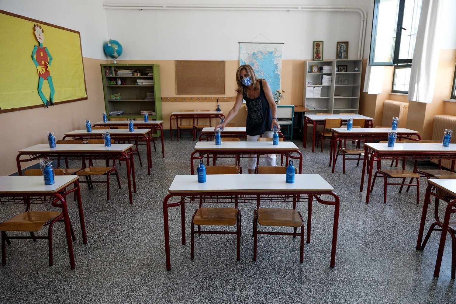 Κεραμέως: Μετά το Πάσχα οι αποφάσεις για άνοιγμα Γυμνασίων – Δημοτικών (Vid)