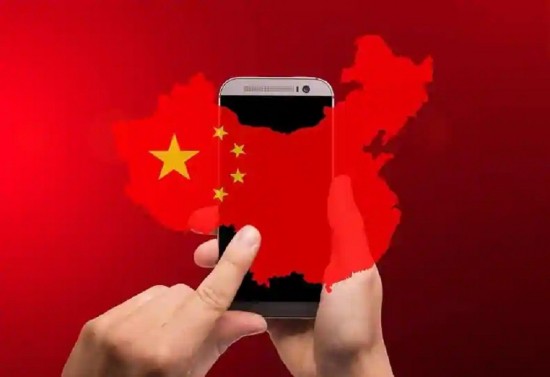Μετοχές κινεζικών εταιρειών: Σε ελεύθερη πτώση ως συνέπεια του «νομοθετικού» πολέμου