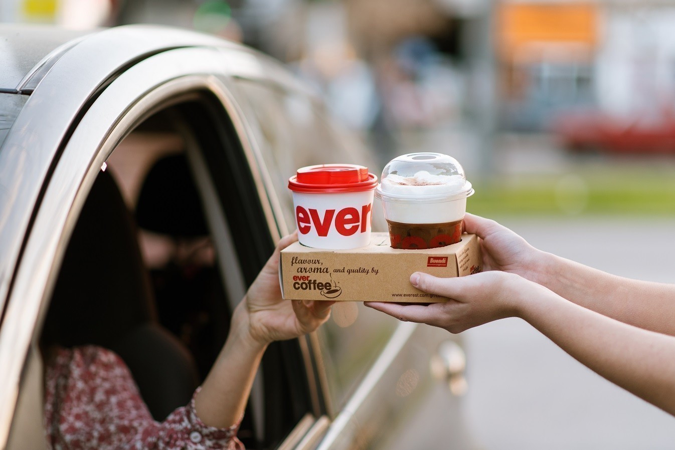 Vivartia: Νέες συνεργασίες για την αλυσίδα εστίασης Εverest