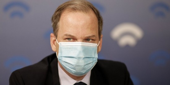 Καραμανλής: Έχουμε προσλάβει 600 οδηγούς και μηχανικούς στα ΜΜΜ – 10 χρόνια είχαν να γίνουν προσλήψεις