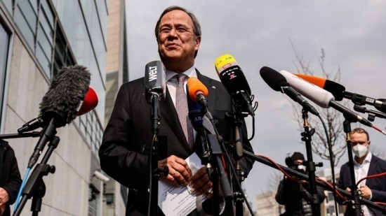 Γερμανικά ΜΜΕ: Παραιτείται ο Άρμιν Λάσετ από πρόεδρος του CDU – Τι δήλωσε σε διάσκεψη του κόμματος