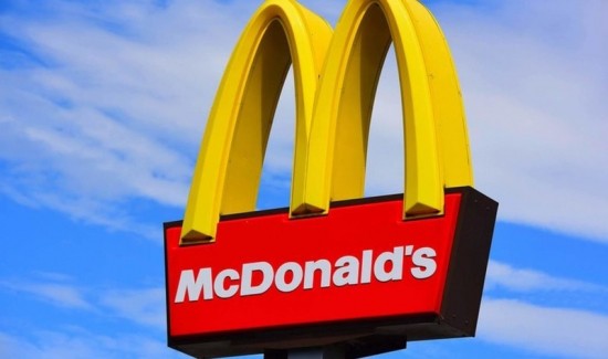 McDonald’s: Στα 36 δολάρια το Big Mac στη μαύρη αγορά της Ρωσίας μετά το «λουκέτο»