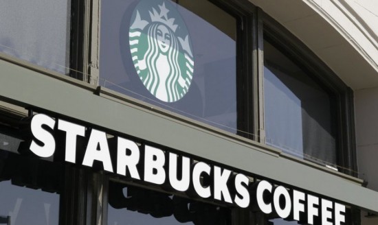 Μπαράζ «λουκέτων» στα Starbucks λόγω ναρκωτικών και διαταραγμένων πελατών – Τι αποκάλυψε ο CEO