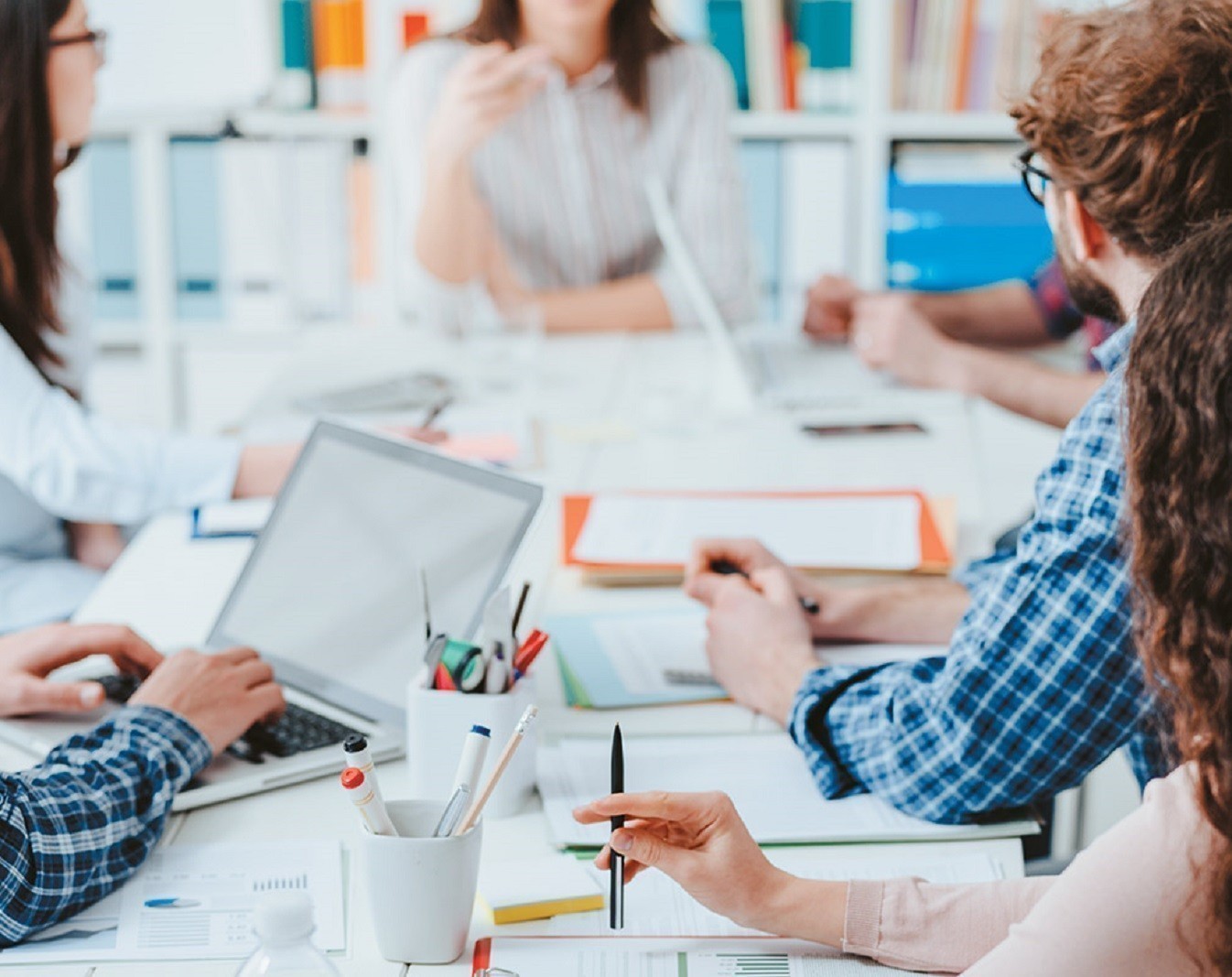 Νεοφυείς επιχειρήσεις στα ραντάρ μεγάλων επιχειρηματικών ομίλων