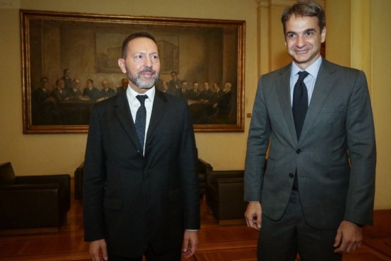 Συνάντηση Μητσοτάκη – Στουρνάρα στην ΤτΕ: Τι θα συζητηθεί