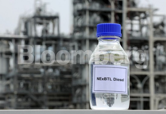 Τι κοινό έχουν οι τηγανητές πατάτες και τα αεροσκάφη; – Απαντά ένας παγκόσμιος ηγέτης