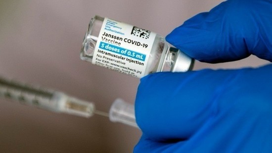 FDA: «Αυξημένος ο κίνδυνος» εμφάνισης του συνδρόμου Guillain-Barré με τη χορήγηση του εμβολίου της J&J