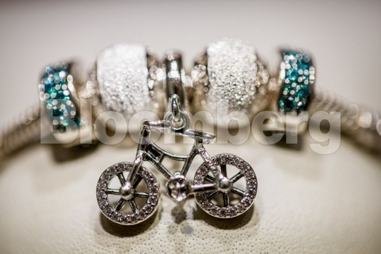 Pandora: Τα διαμάντια είναι παντοτινά και παράγονται στο… εργαστήριο