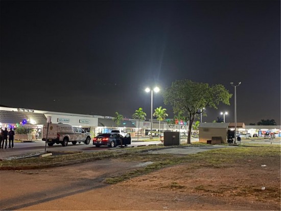 ΗΠΑ: Πυροβολισμοί έξω απο κλαμπ στη Φλόριντα – Δύο νεκροί