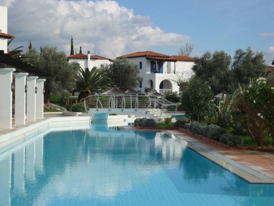 Zeus International: Αναλαμβάνει το Eretria Hotel & Spa Resort