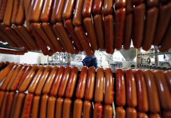 Η μάχη με τα λουκάνικα: «Νο» της Ε.Ε. σε Βρετανία και Βόρεια Ιρλανδία