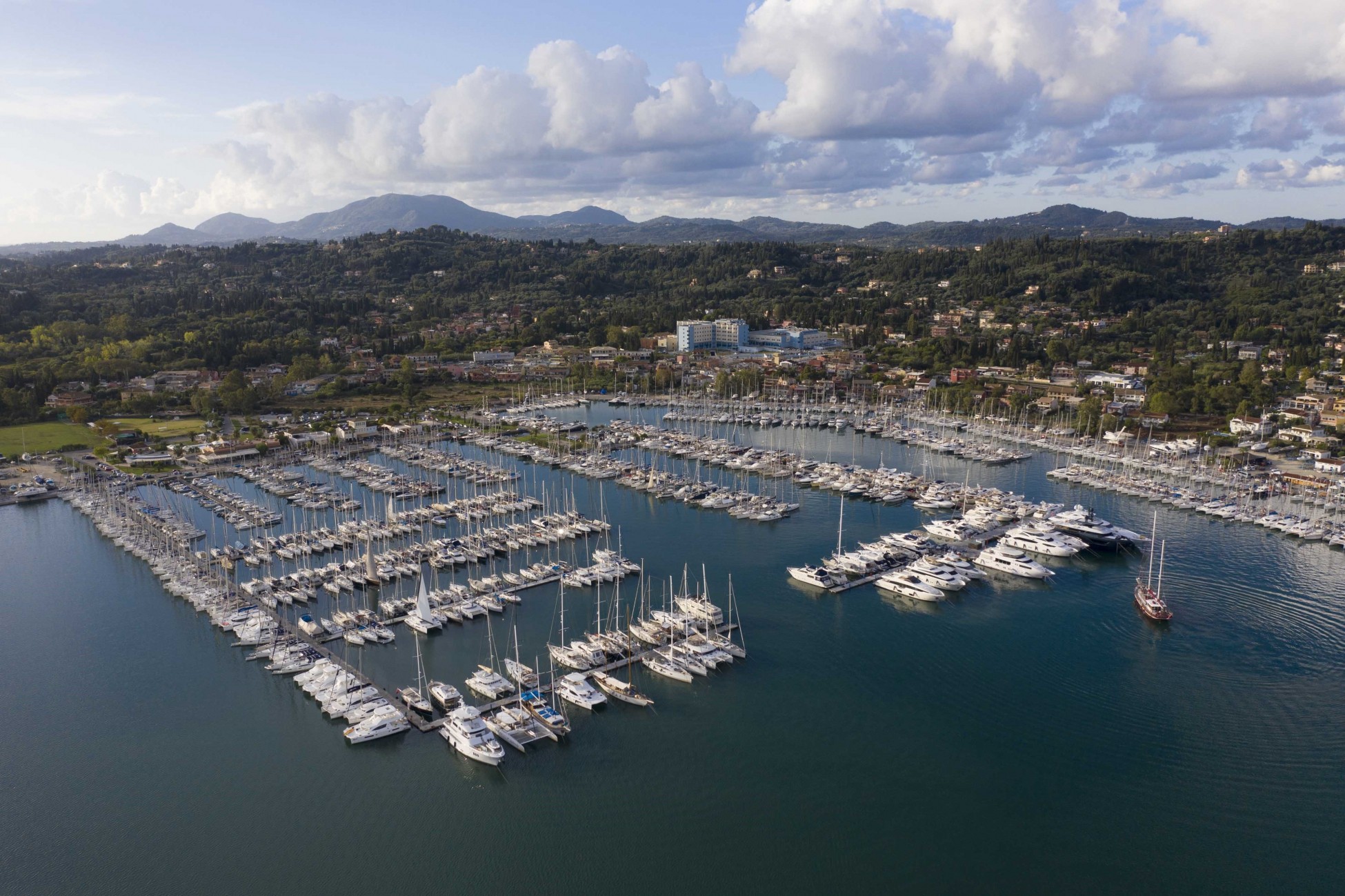 Κυριακούλης: Ποσοστό 26,75% απέκτησε η Indigo Marine της οικογένειας Τζώρτζη