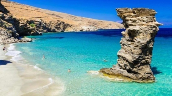 Κοινωνικός τουρισμός: Συνεχίζονται οι αιτήσεις – Η λίστα με τους παρόχους