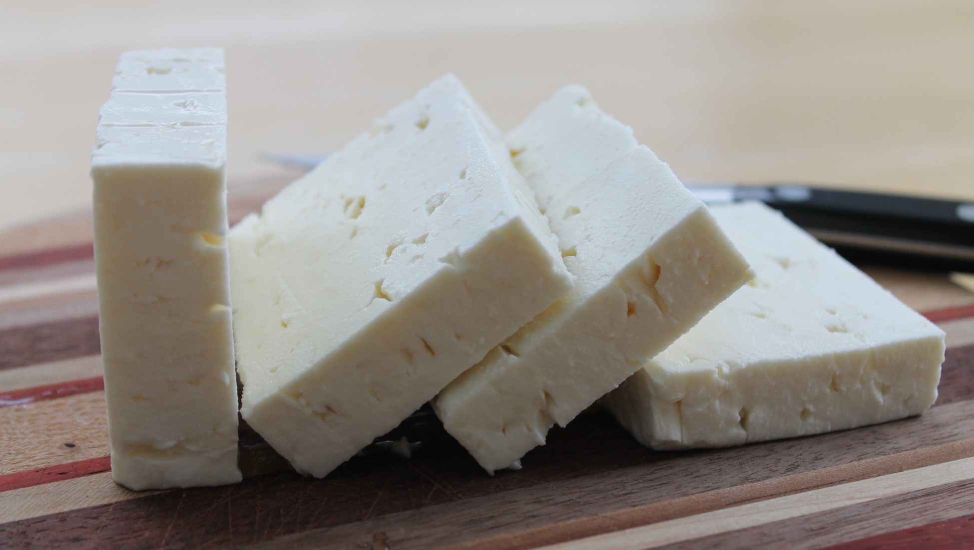 Ανησυχία για την ελληνική φέτα λόγω της ευλογιάς των αιγοπροβάτων