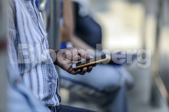 Οι big tech δίνουν τη μητέρα των μαχών στην Ινδία