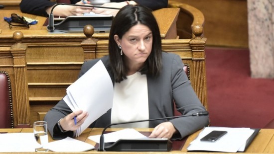 Σε κίνδυνο οι εξετάσεις εισαγωγής στα Πρότυπα σχολεία – Αγωγή Κεραμέως κατά της ΟΛΜΕ