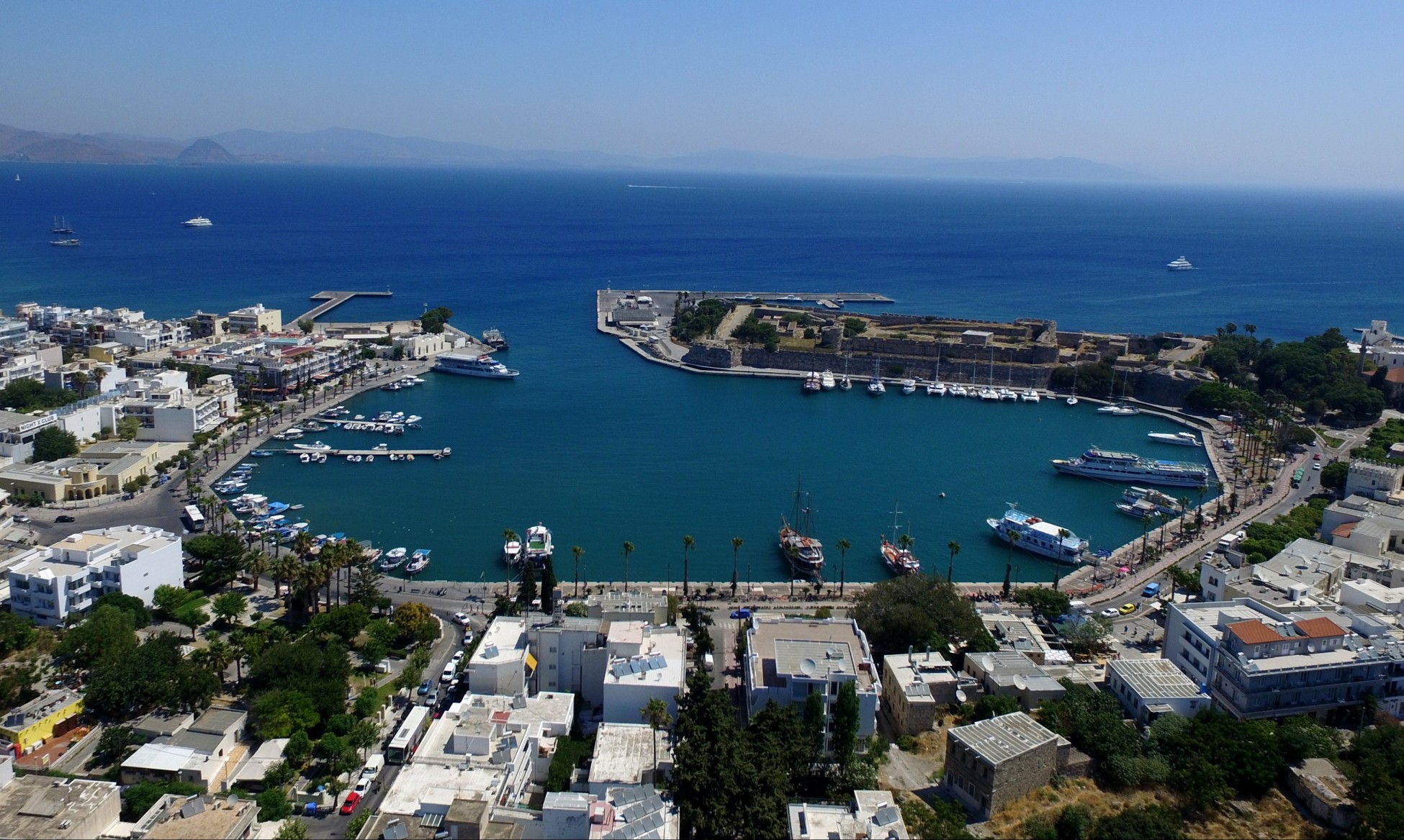 ΦΠΑ: Σε ποια ελληνικά νησιά θα είναι μειωμένος κατά 30% (vid)