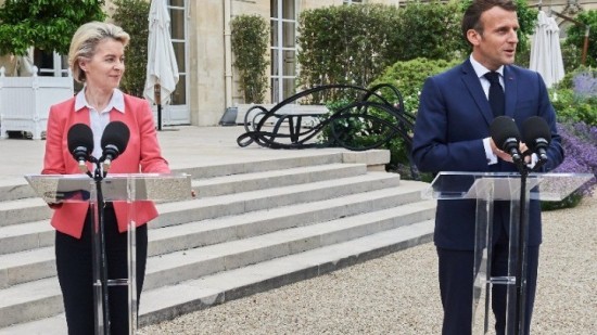 Κομισιόν: «Πράσινο φως» στο σχέδιο ανάκαμψης €100 δισ. της Γαλλίας