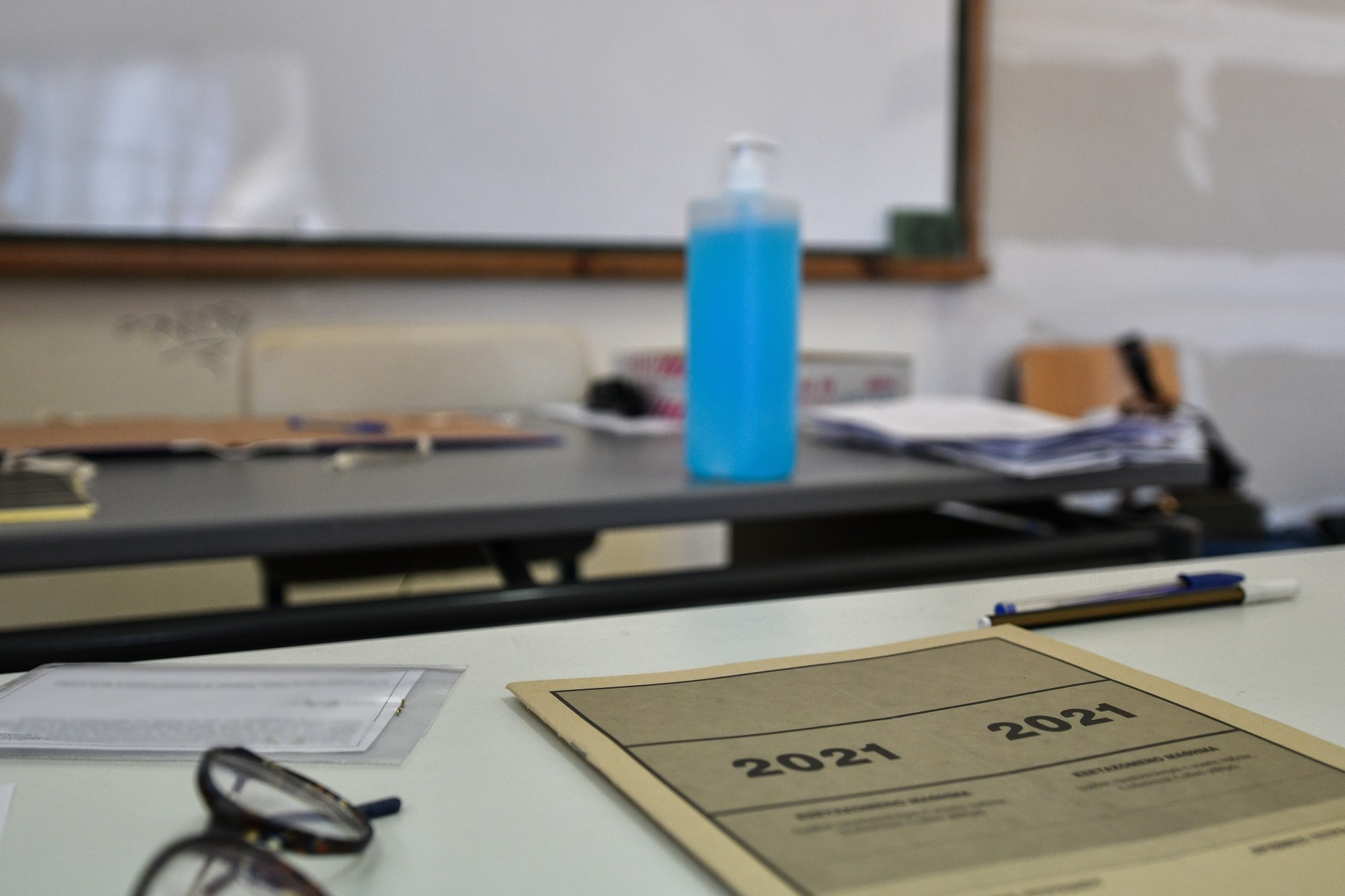 Πανελλαδικές Εξετάσεις: Τα πάνω – κάτω στις βάσεις εισαγωγής φέρνουν οι μαθητές της «καραντίνας«