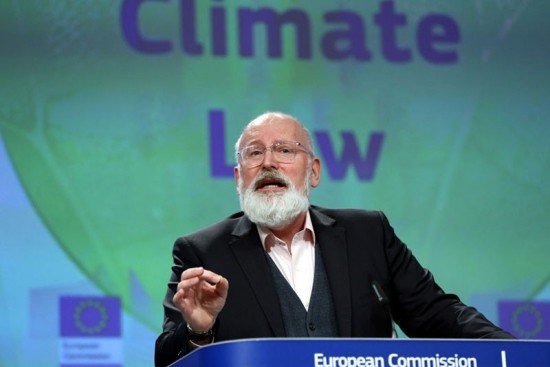 Τίμερμανς στην COP27: Η ΕΕ είναι έτοιμη για νέες δεσμεύσεις σχετικά με το κλίμα