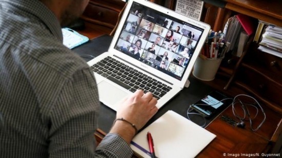 McKinsey: Πώς η τηλεργασία «σβήνει» 800 δισ. δολάρια από την αξία των γραφείων (γράφημα)