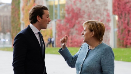 Επαφές Μέρκελ – Κουρτς ενόψει Συνόδου Κορυφής της ΕΕ