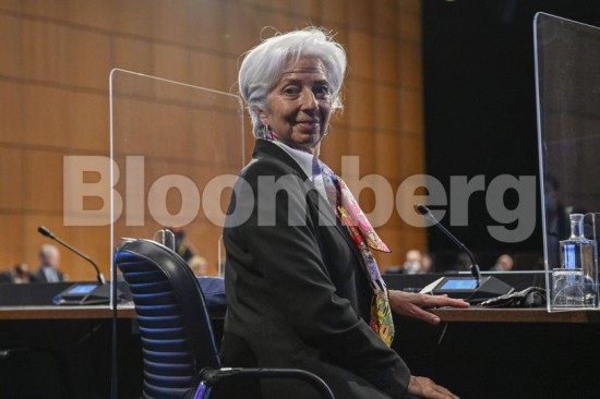 Οι συμβουλές της Λαγκάρντ για τις γυναίκες επαγγελματίες