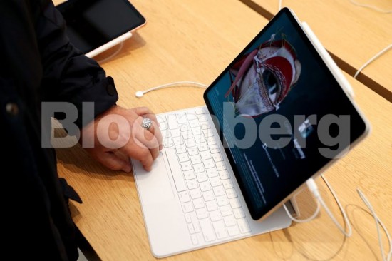 Είναι επίσημο: Η Αpple θα λανσάρει νέο iPad Pro με wireless φόρτιση και νέο iPad Mini