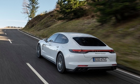 Πολυτελή αυτοκίνητα: Αυτές είναι οι μάρκες με τις περισσότερες αναζητήσεις στην Ευρώπη (λίστα)