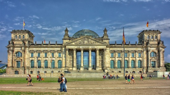 Γερμανία: Οι επιχειρηματίες ψηφίζουν πολιτική ανανέωση
