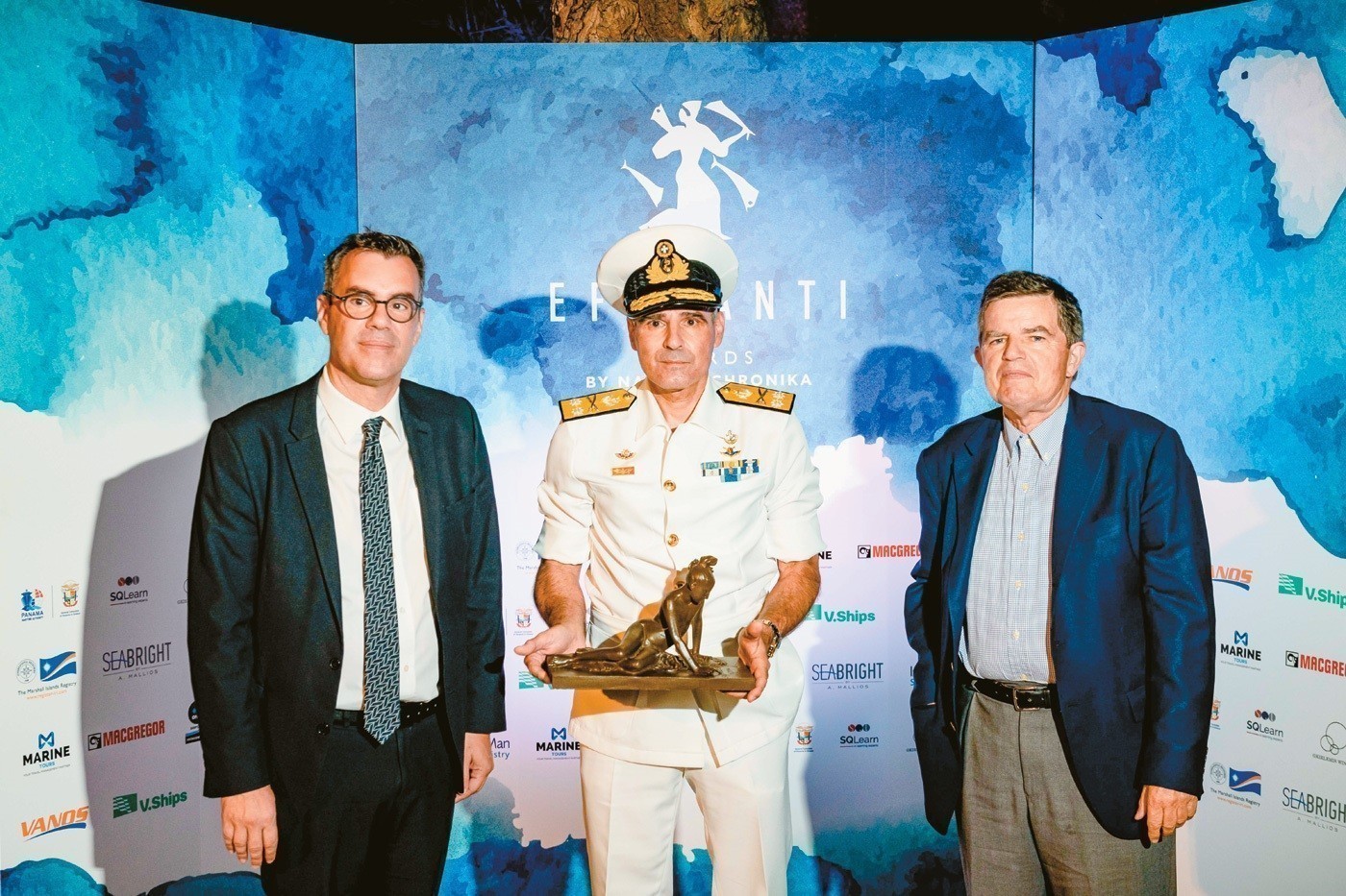Βραβεία Ευκράντη: Οι 8 προσωπικότητες της ναυτιλίας που τιμήθηκαν (pics)