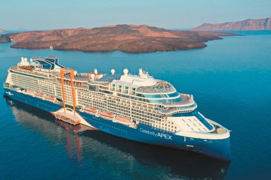 Celebrity Cruises: Κρουαζιέρες στη Μεσόγειο με home port τον Πειραιά