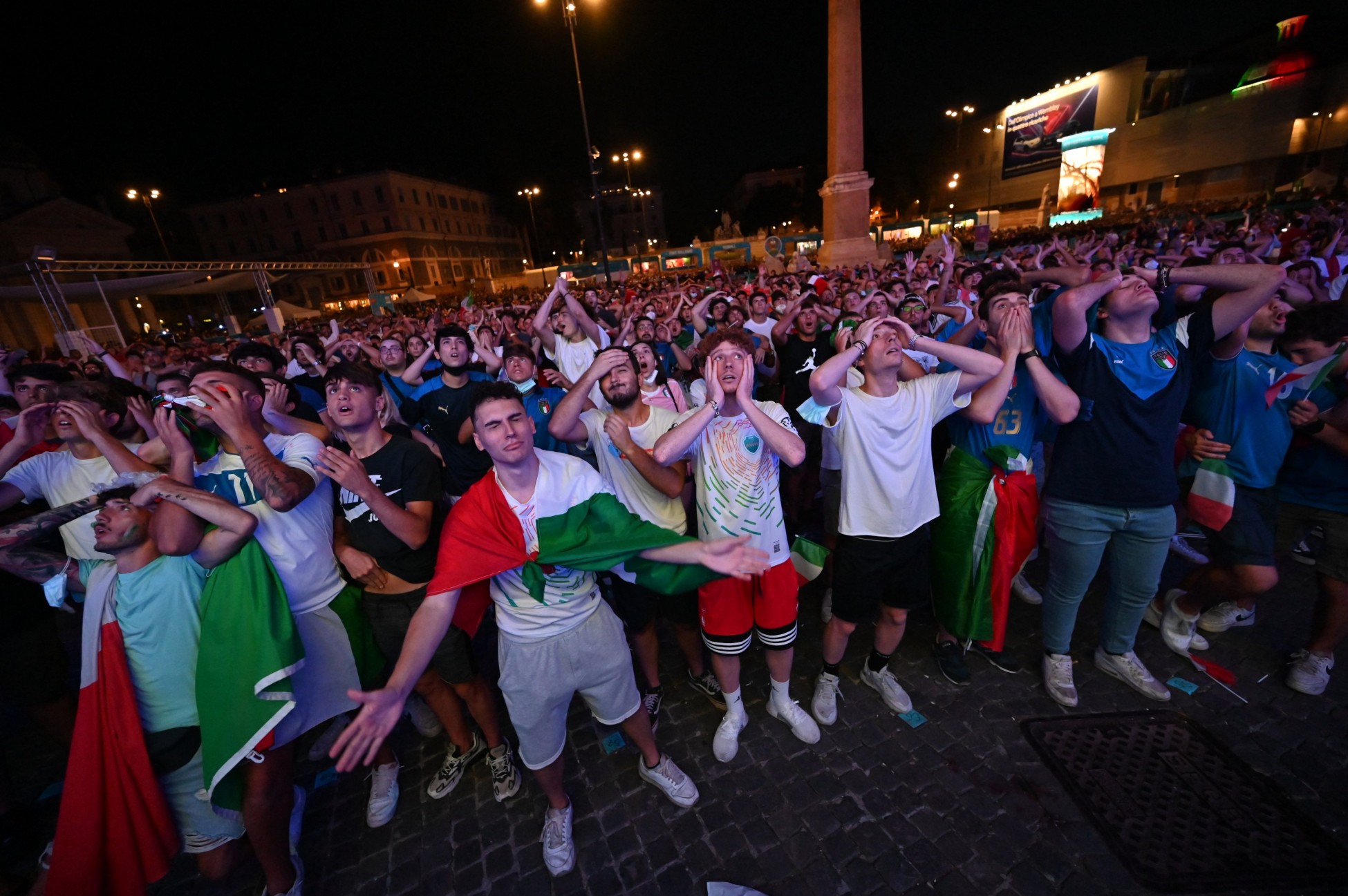 Ρώμη: Έκρηξη κρουσμάτων κορωνοϊού κατά 450% μετά τους πανηγυρισμούς για το Euro (pics)